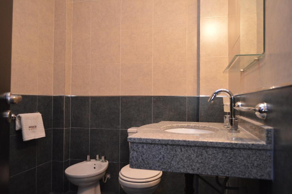 Koupelna v ubytování Mercer Hostal