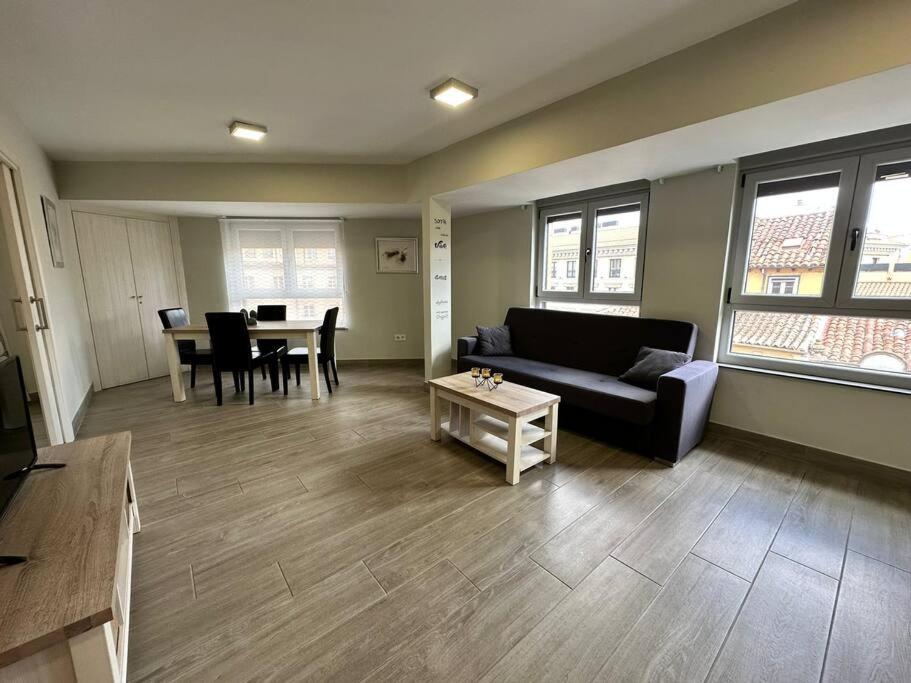 Posedenie v ubytovaní IV Apartamento junto a PLAZA MAYOR