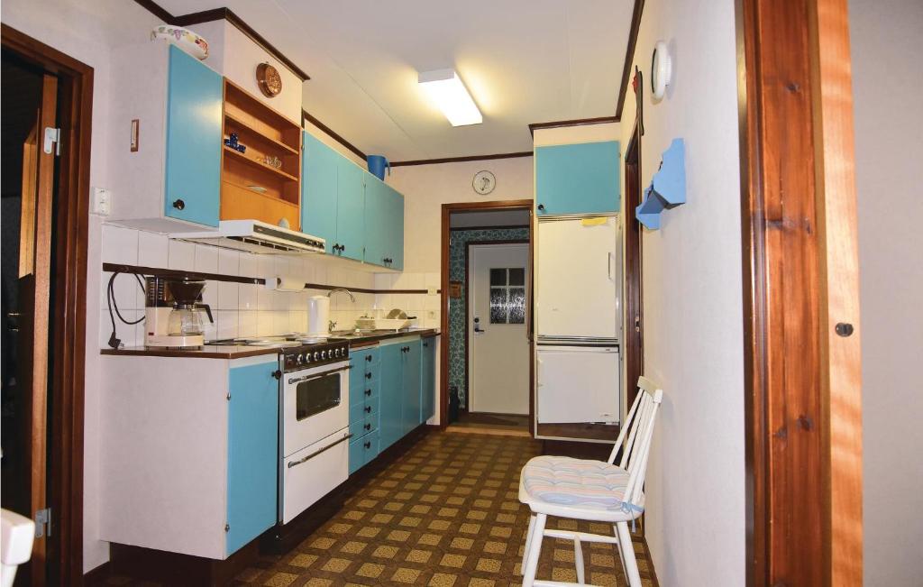 Kuchyň nebo kuchyňský kout v ubytování Holiday Home Mjöback Vi