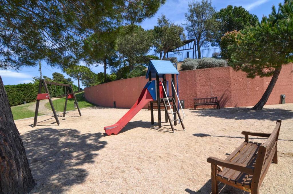 Detský kútik v ubytovaní Club Villamar - Cala Llevado 19