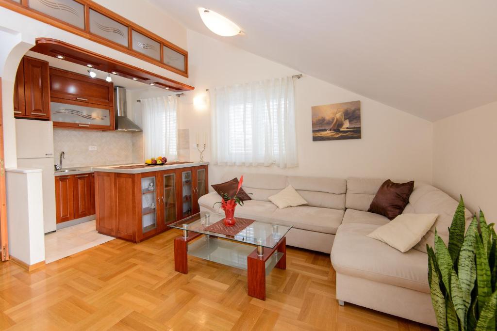 Apartment Denis - 15