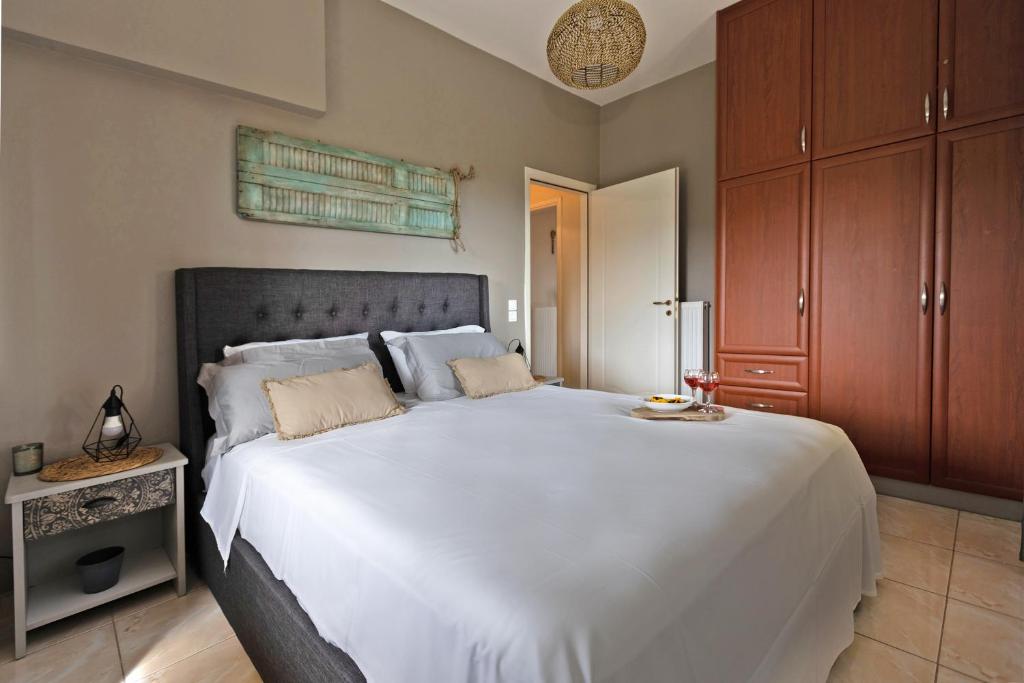 Elaionas Studios - Appartement D'une Chambre (3 Adultes + 1 Enfant)