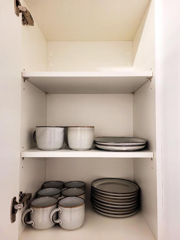 Fotografie z fotogalerie ubytování Seezeit - gemütliche Ferienwohnung, Tiefgarage, Cospudener See v destinaci Markkleeberg