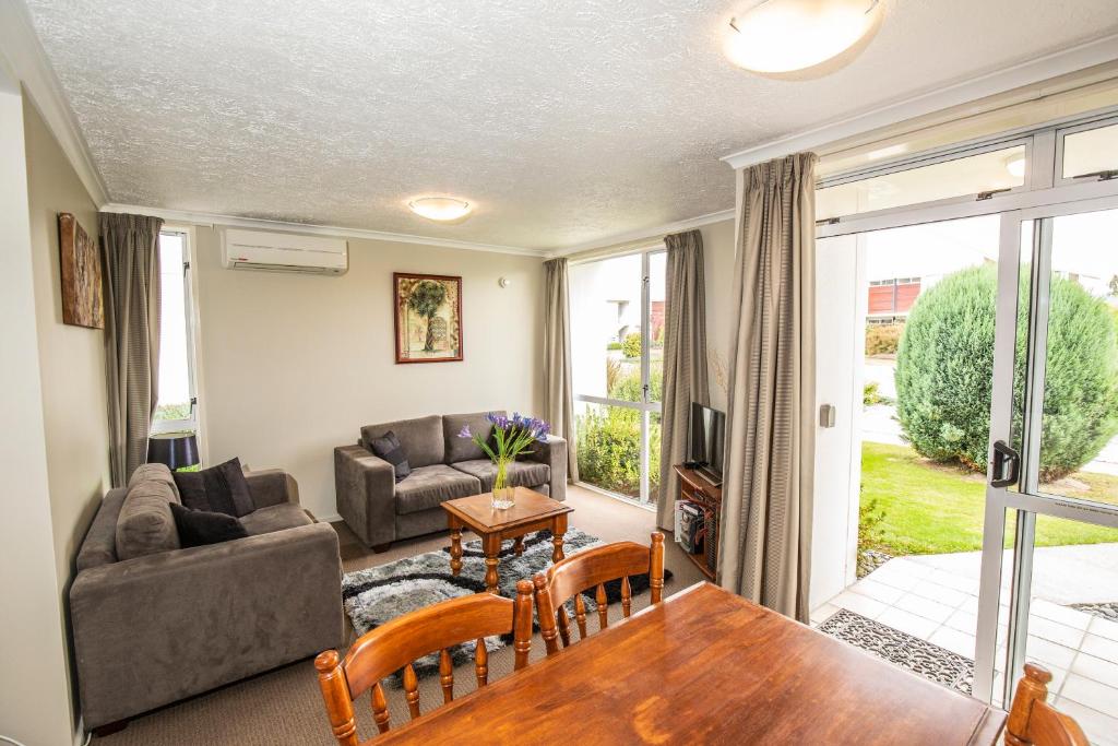 Posezení v ubytování Central Methven 3-Bed Apartment