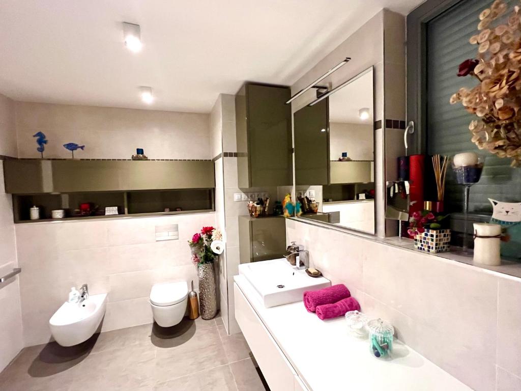 Koupelna v ubytování Romantic stay overlooking Prague