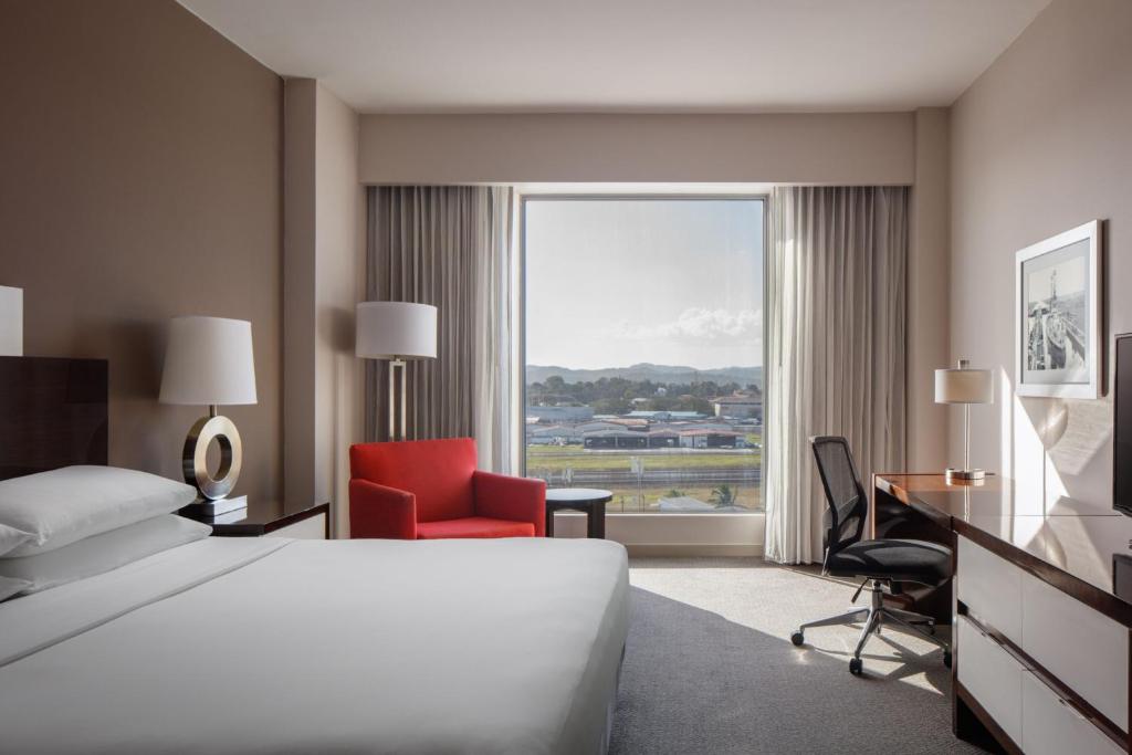 Postel nebo postele na pokoji v ubytování Marriott Panama Hotel - Albrook