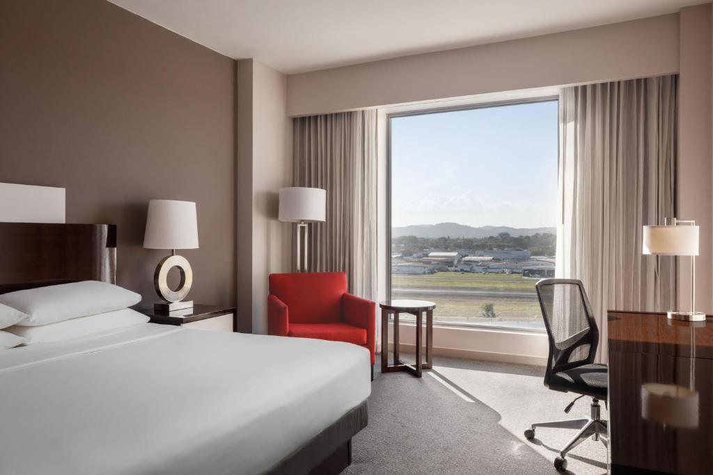 Postel nebo postele na pokoji v ubytování Marriott Panama Hotel - Albrook