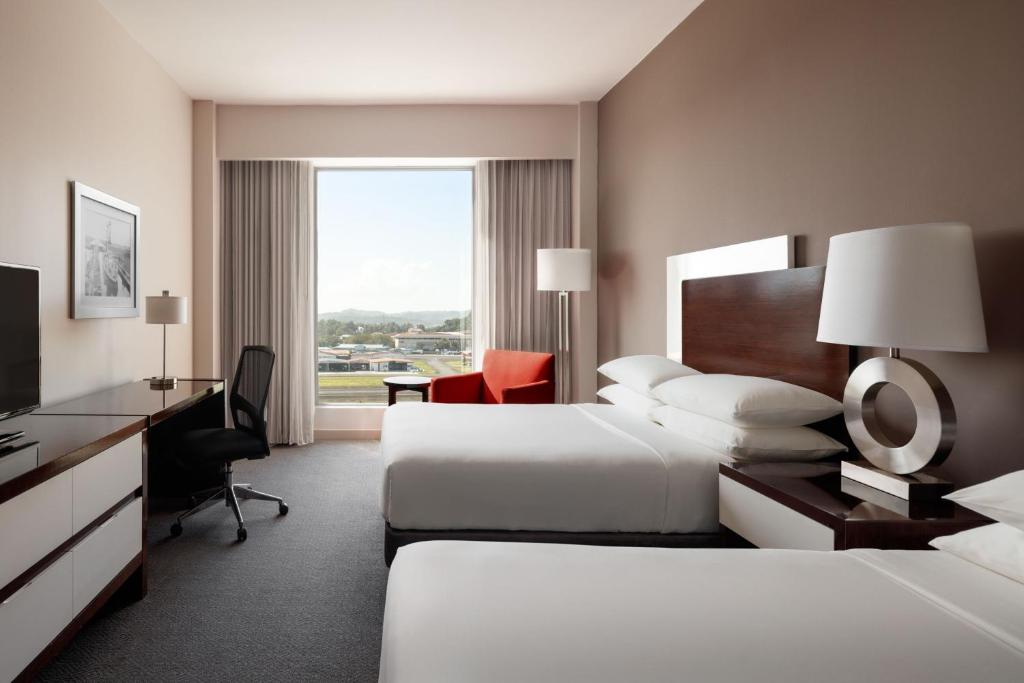 Postel nebo postele na pokoji v ubytování Marriott Panama Hotel - Albrook