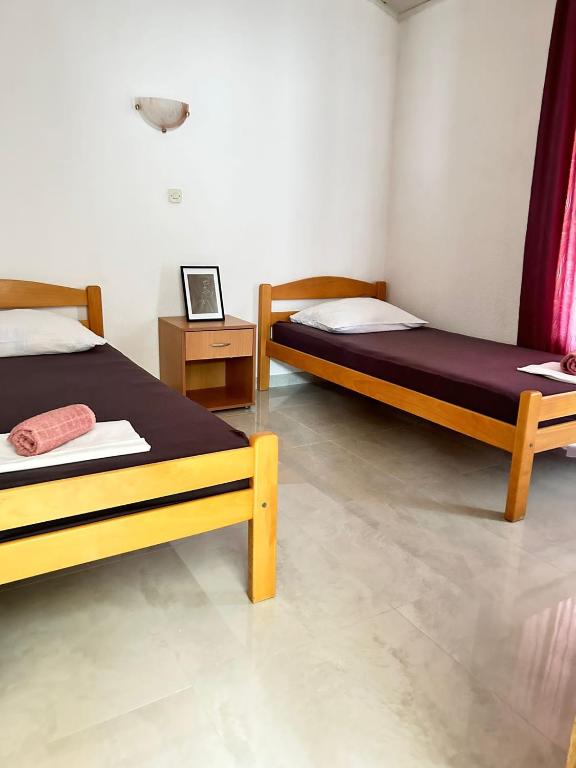 Posteľ alebo postele v izbe v ubytovaní Apartments by the sea Podaca, Makarska - 2618
