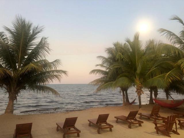 Gallery image of The White Horse Inn - Hopkins Village Beach Belize in Hopkins