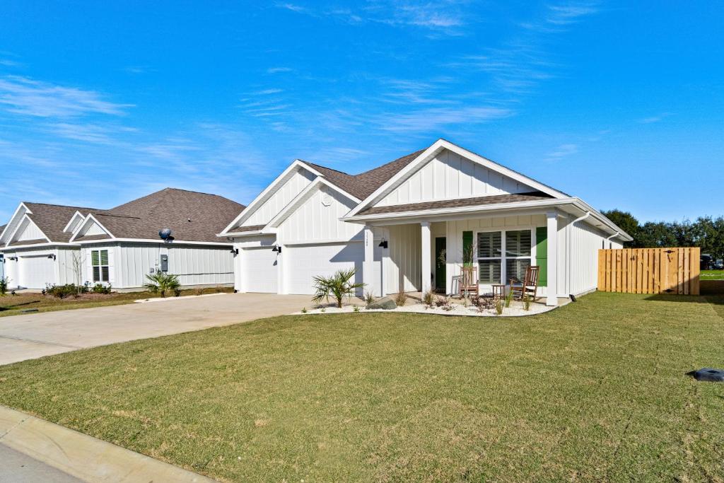 Tigers Oasis, Gulf Breeze (updated prices 2024)