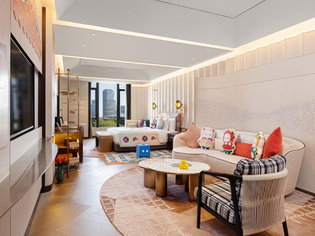 Hotel Indigo Xiamen Haicang, an IHG Hotel - Premium Triple Room - Kids Theme