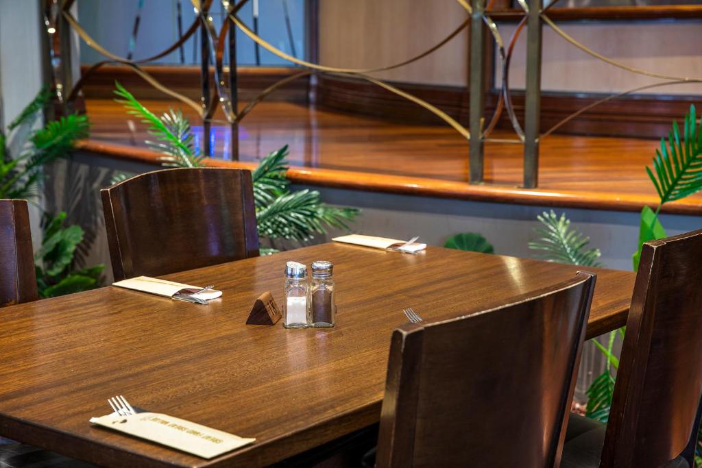 Meadow Inn Hotel-Motel - Resim 23