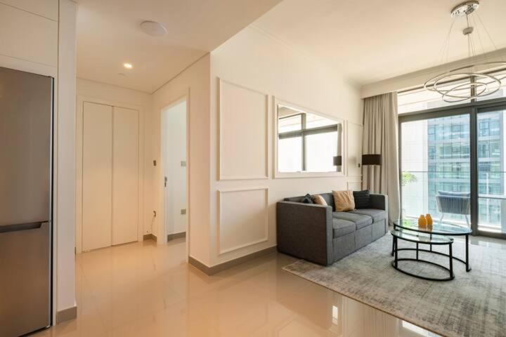 Fotografie z fotogalerie ubytování Luxurious Beachfront Apartment v Dubaji