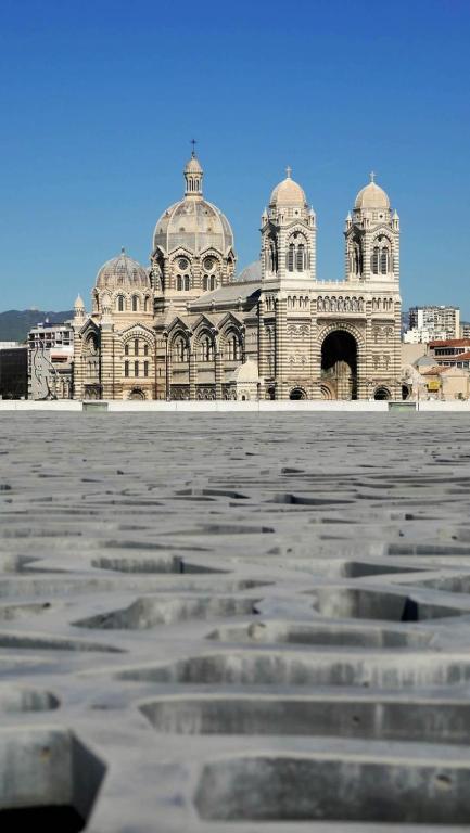 Fotografia z galérie ubytovania L'Escale Zen - Joliette - City Center Wifi Clim v destinácii Marseille