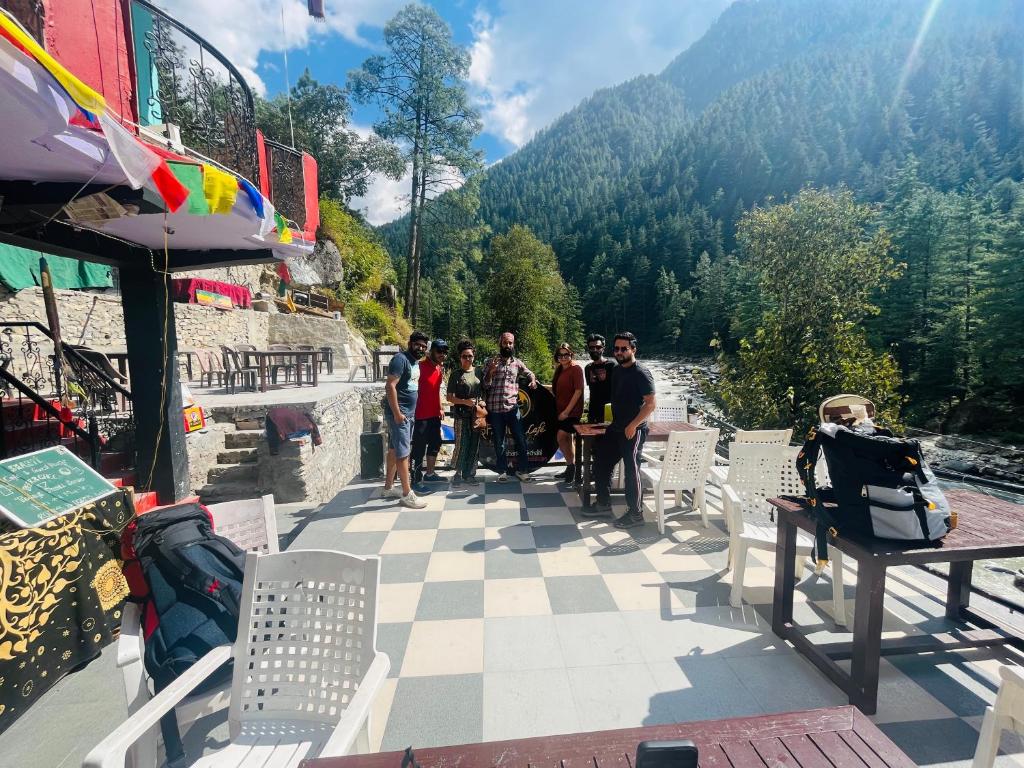 Shanti Cafe & Hostels, Kasol – Updated 2024 Prices