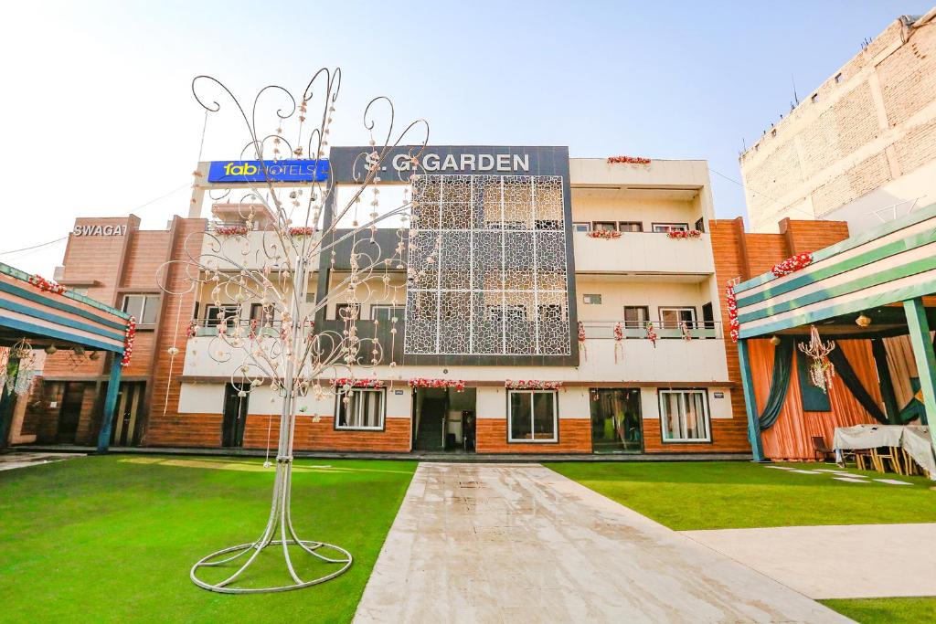 Kanpur Garden Fasci Garden