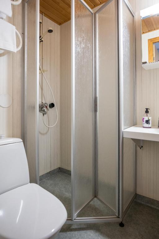 Koupelna v ubytování Hotel Karhu