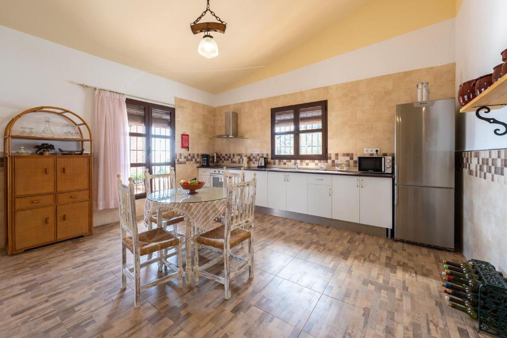 Kuchyň nebo kuchyňský kout v ubytování Villa El Retiro