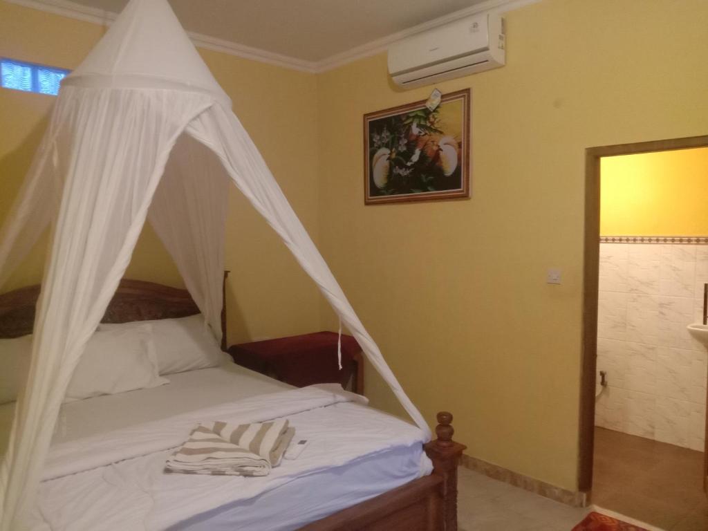 Khailash Warung and Home Stay - 8