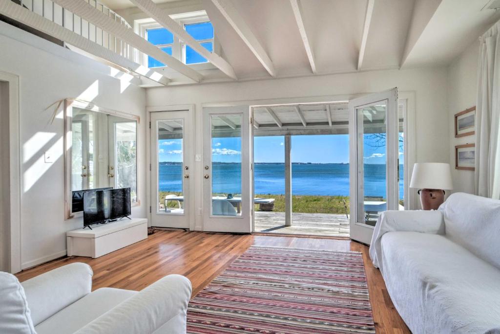 Chesapeake Bay Vacation Rental with Boat Dock!, Colonial Beach (updated