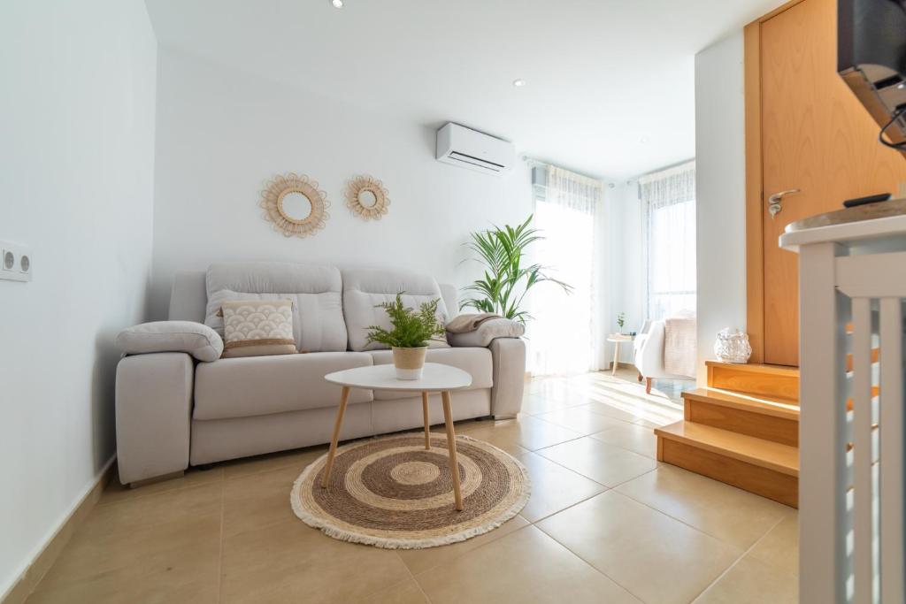 A seating area at Apartamentos Turísticos Casa Morocho