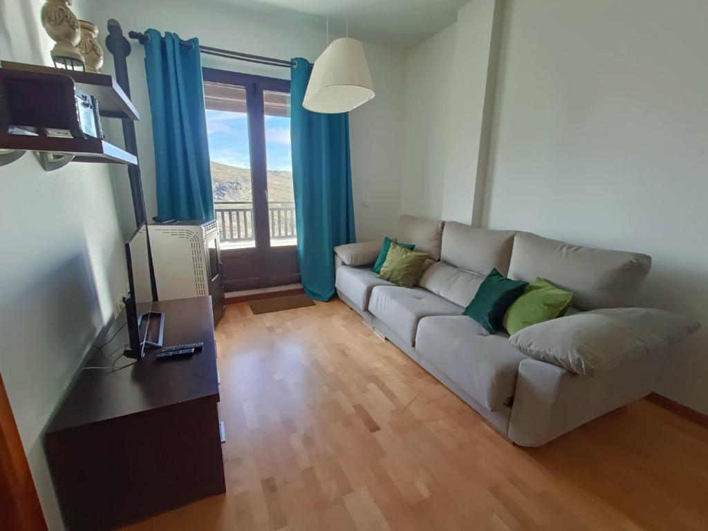APARTAMENTO IRIS - Two-Bedroom Apartment