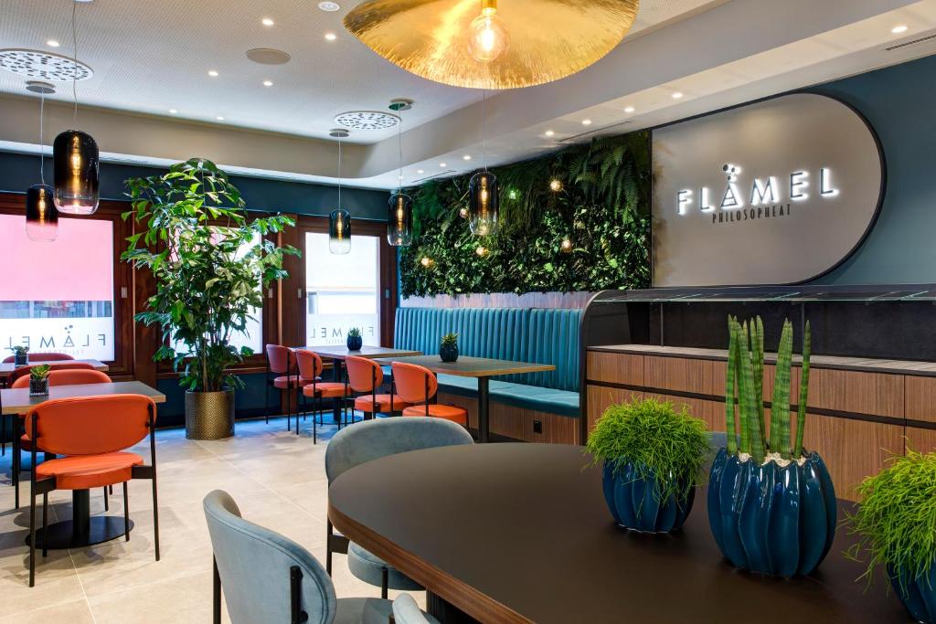 Posezení v ubytování LUGANODANTE Boutique & Lifestyle Hotel