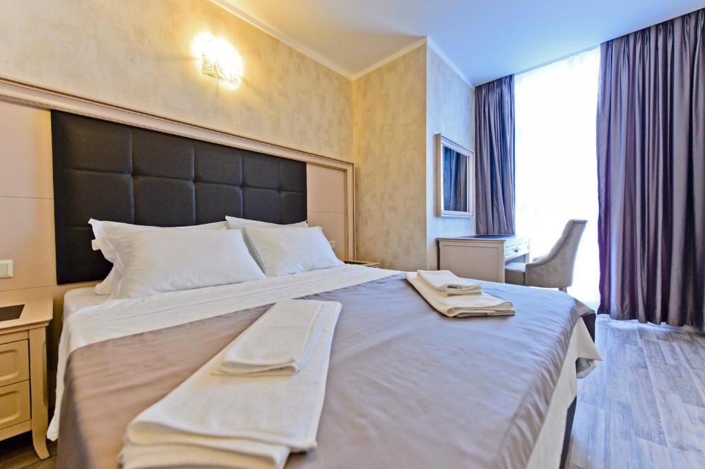 لابی و فضای عمومی Hotel 19 Batumi - تصویر ۵