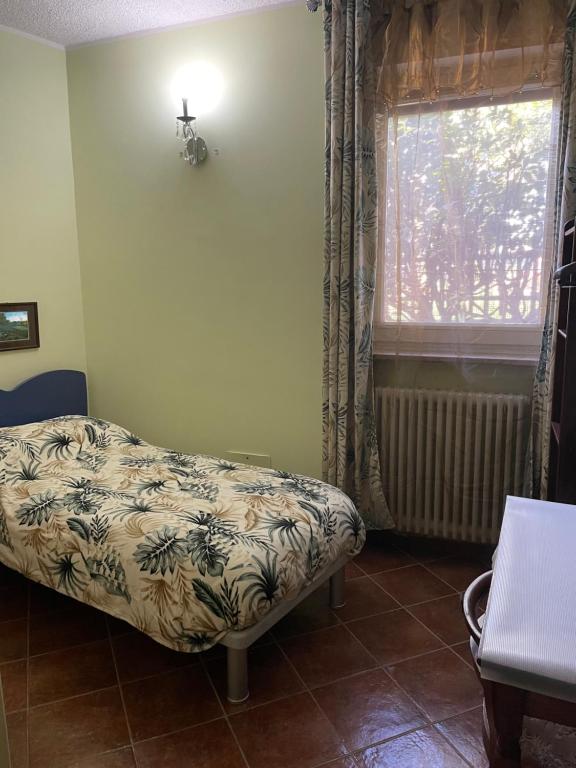B&B Villa Giardini Susanna - Single Room With Private Bathroom