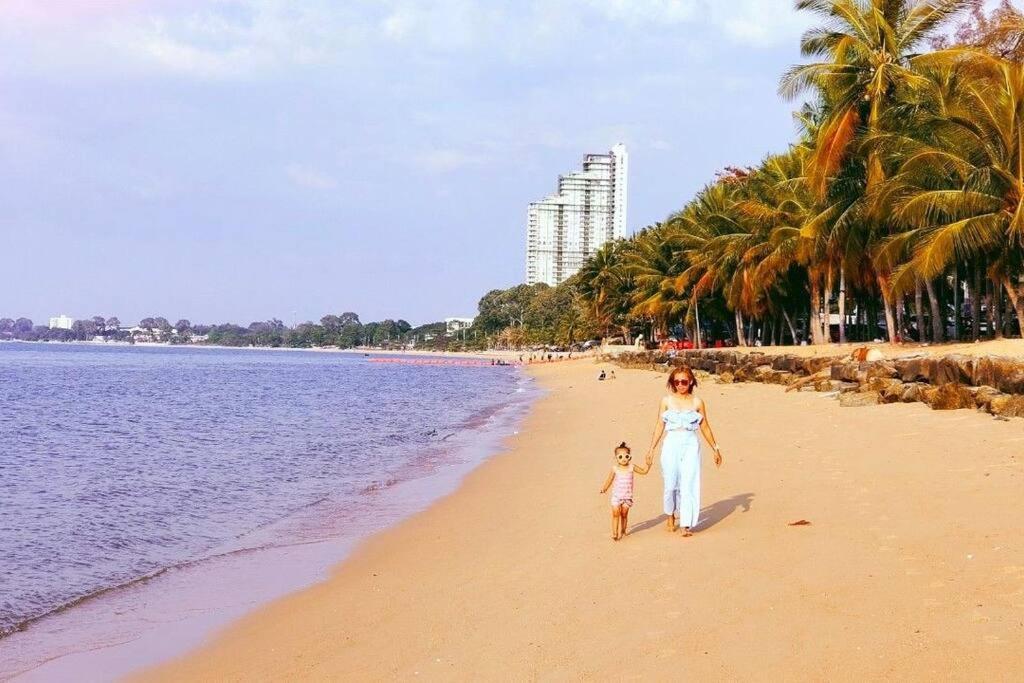 Fotografie z fotogalerie ubytování Mamalek Pattaya-Sattahip PoolVilla 100m Beach, Pub& Restaurant, v destinaci Bang Sare