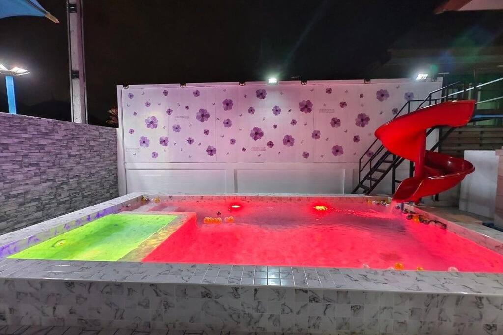 Fotografie z fotogalerie ubytování Mamalek Pattaya-Sattahip PoolVilla 100m Beach, Pub& Restaurant, v destinaci Bang Sare