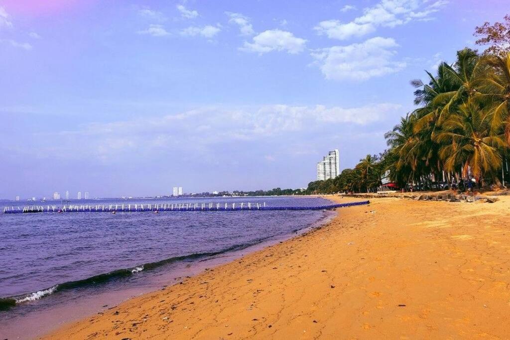 Fotografie z fotogalerie ubytování Mamalek Pattaya-Sattahip PoolVilla 100m Beach, Pub& Restaurant, v destinaci Bang Sare