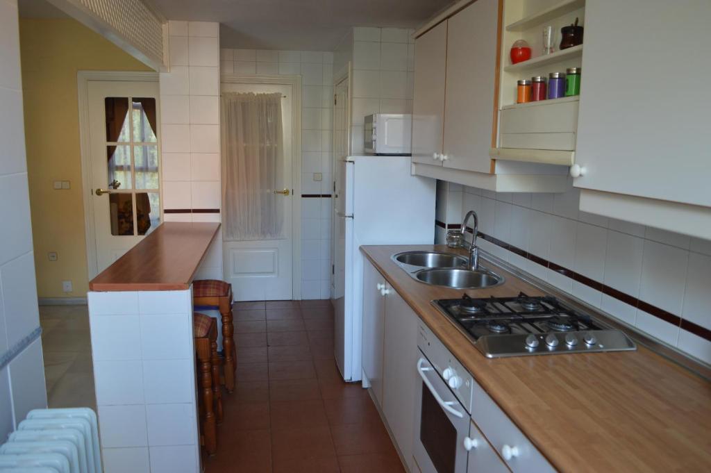 A kitchen or kitchenette at Apartamento Adoratrices