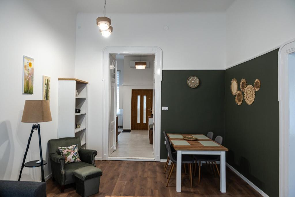 Fotografie z fotogalerie ubytování Volenter Lux Apartment Uno v destinaci Baja
