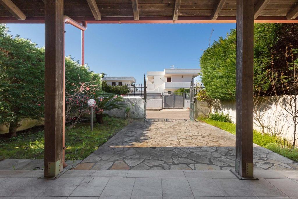 A garden outside Villino Amos by BarbarHouse