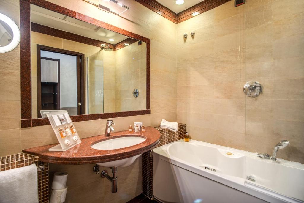 Kolbe Hotel Rome - Resim 37