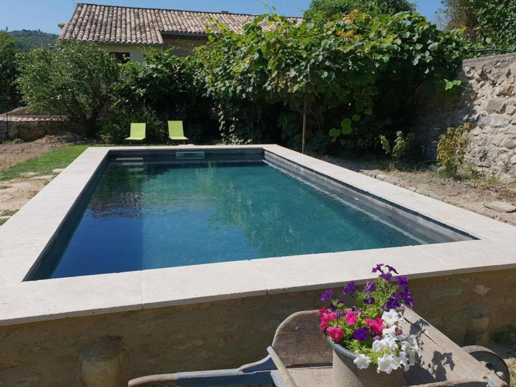 Zdjęcie z galerii obiektu Charming Provençal holiday home with garden w mieście Mollans-sur-Ouvèze