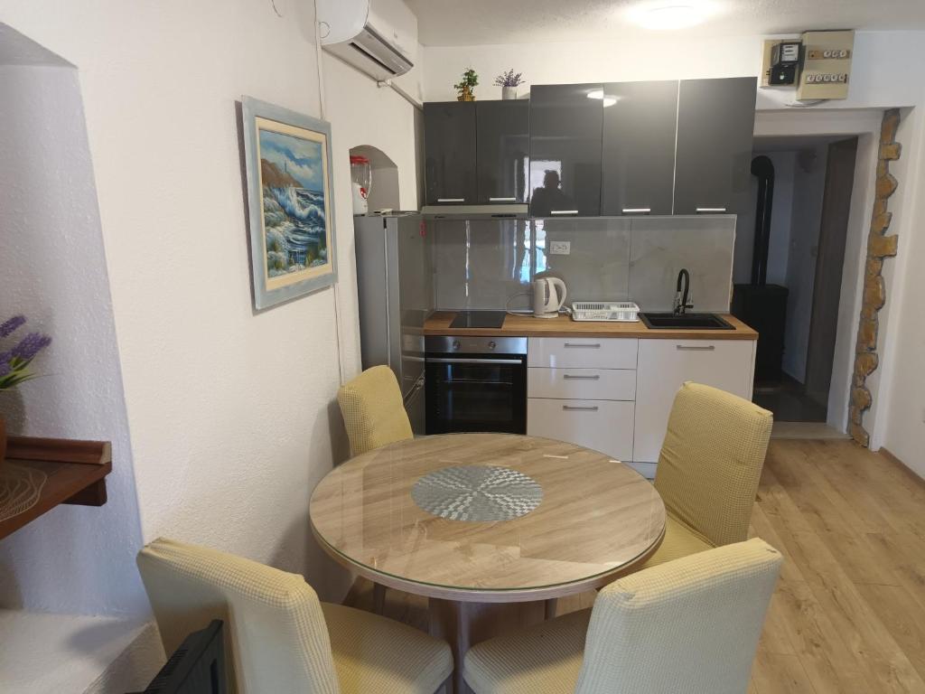 Holiday home Marija - Two-Bedroom House