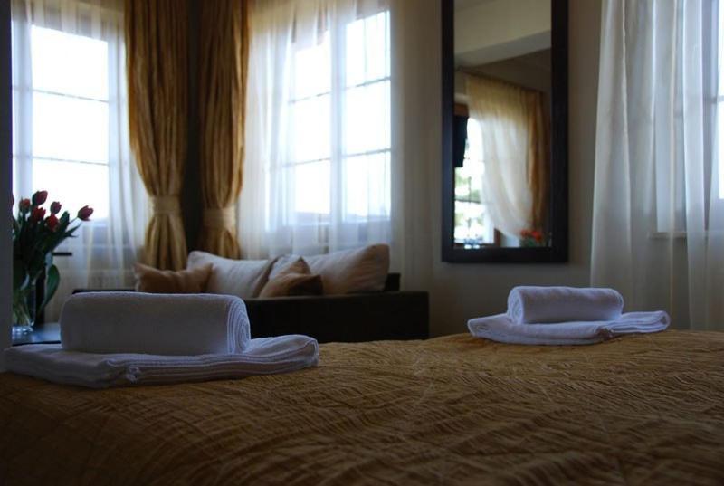 Posteľ alebo postele v izbe v ubytovaní Hotel Słoneczny Brzeg