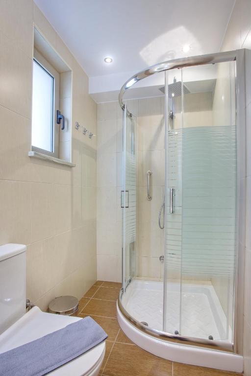 Kúpeľňa v ubytovaní Vardians Villas & Suites
