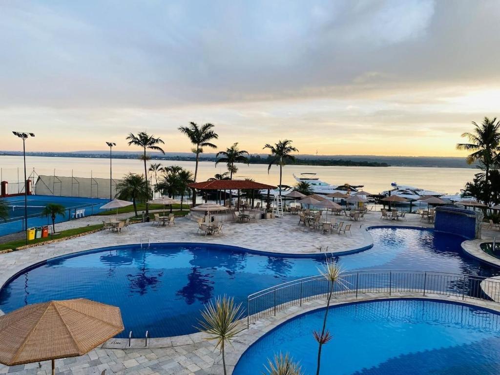 Excelente Apto na beira do lago - Housity