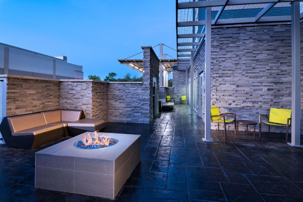 SpringHill Suites by Marriott Austin North photo