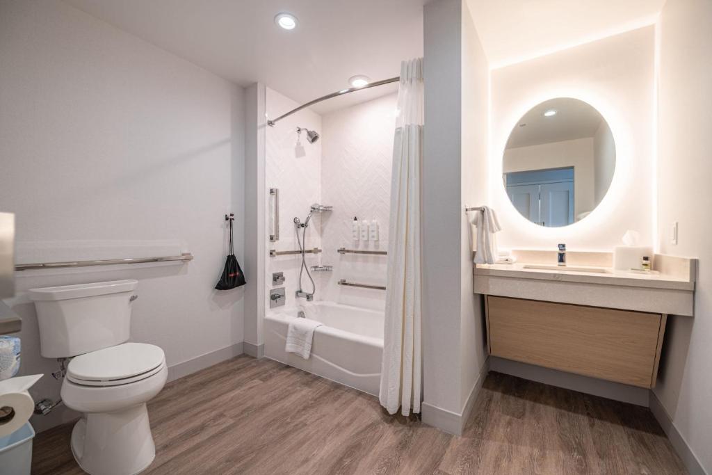 TownePlace Suites by Marriott Las Vegas North I-15 photo