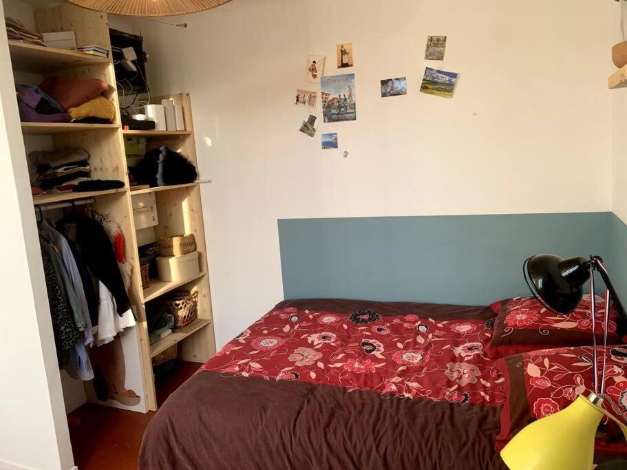 Posteľ alebo postele v izbe v ubytovaní Villa en bord de mer à malmousque
