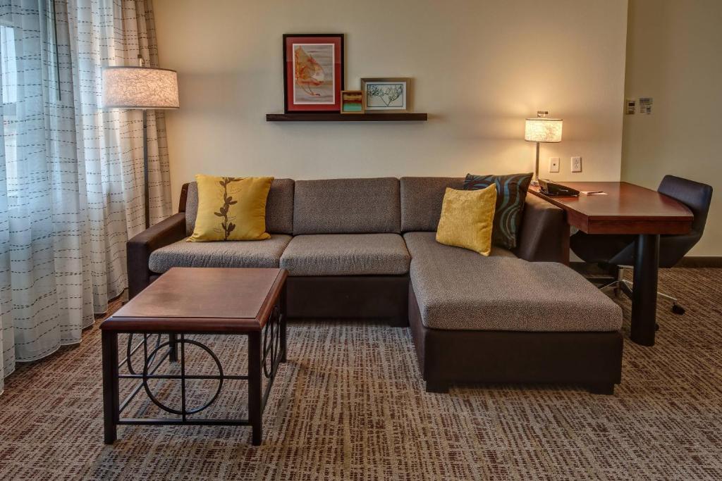 Residence Inn Norfolk Downtown - Estudio King Con Sofá Cama