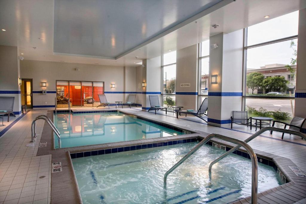 Residence Inn Norfolk Downtown photo