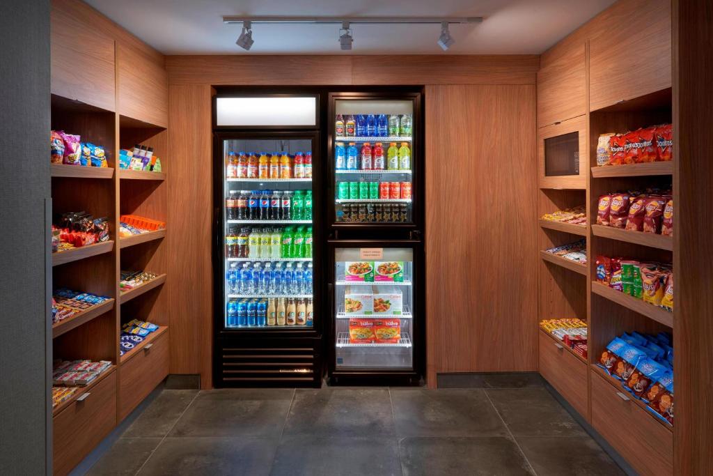 Fairfield Inn by Marriott Montreal Downtown - Resim 29