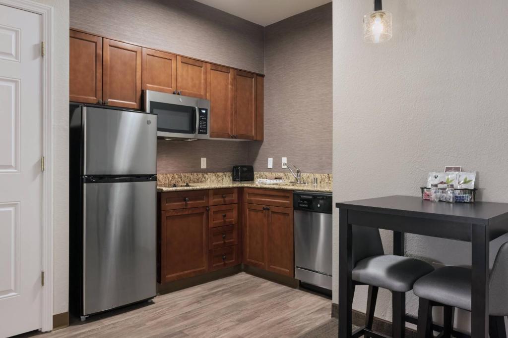 Kuchyň nebo kuchyňský kout v ubytování Residence Inn Poughkeepsie