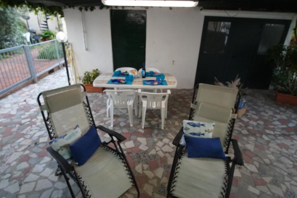A seating area at Casa Vanni